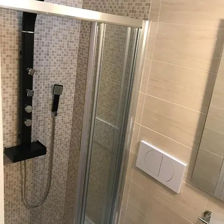 Апартаменты Artdeco *