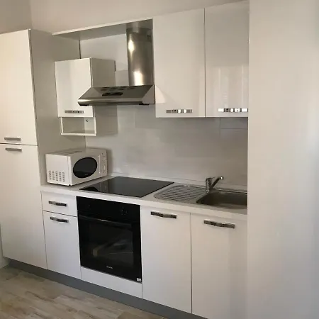 Апартаменты Artdeco Лекко