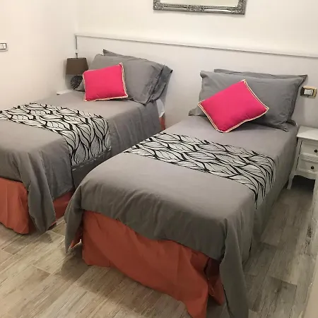 דירה Artdeco לקו